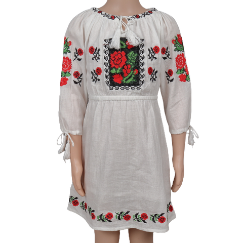 Iosefina traditional dress